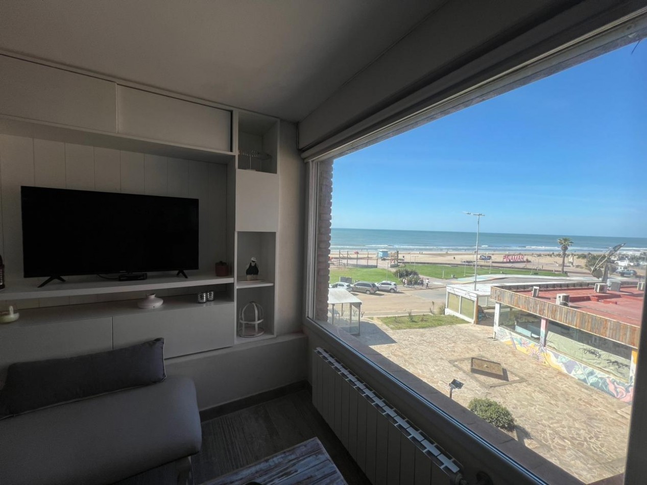 Departamento en Pinamar - Con Terraza, Parrilla y Vista al Mar