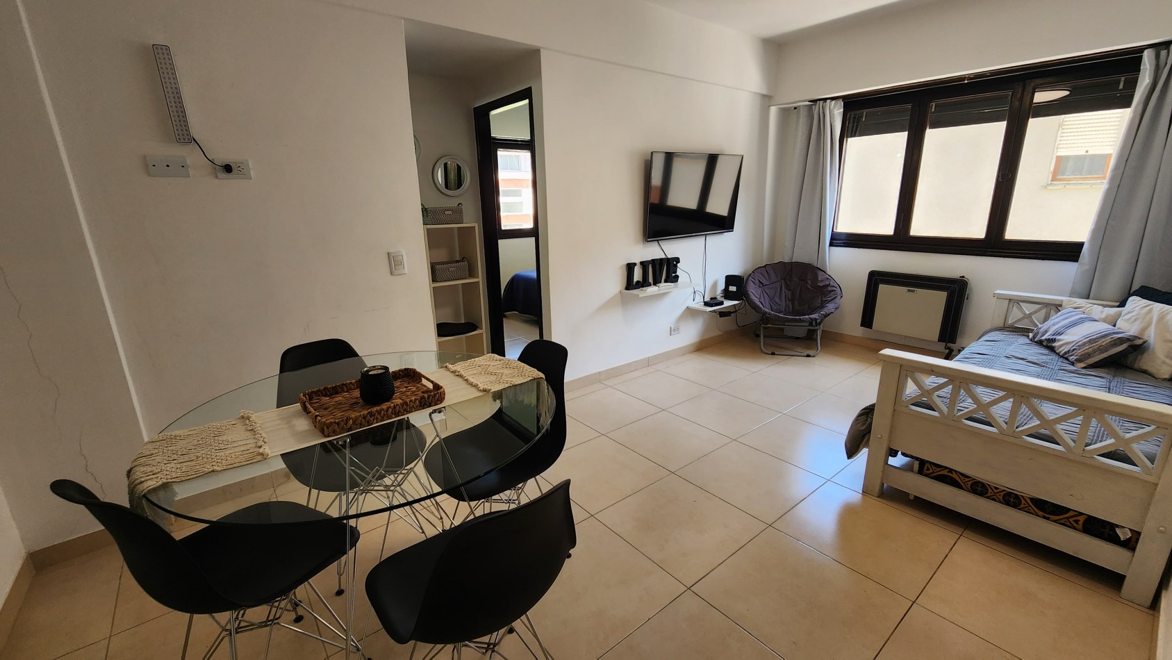 Departamento de 2 Ambientes Refaccionado  en Edificio Tenerife