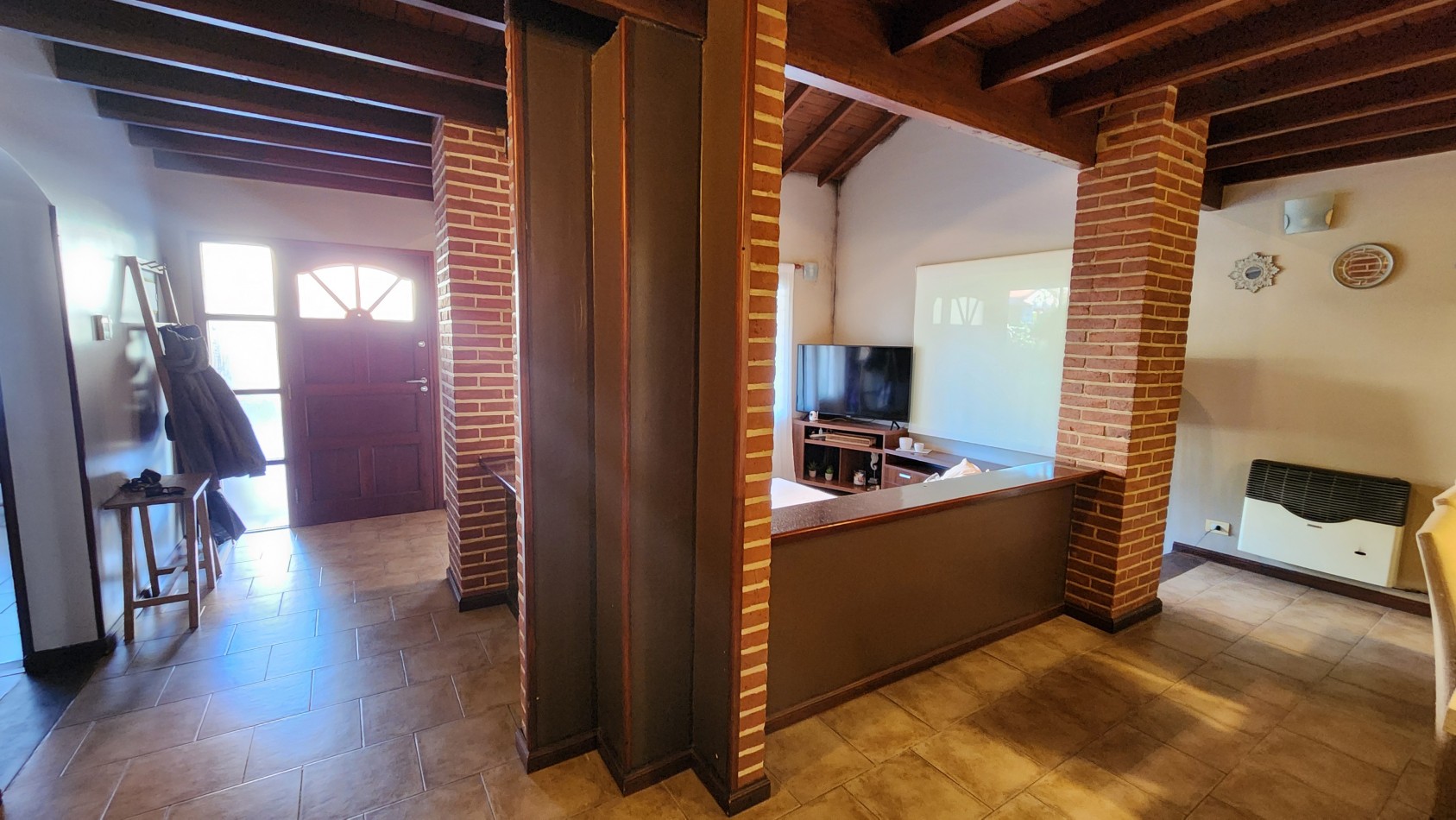Casa en Venta Pinamar Zona B5 3 Dormitorios + Playroom Gas Natural Amplio jardin