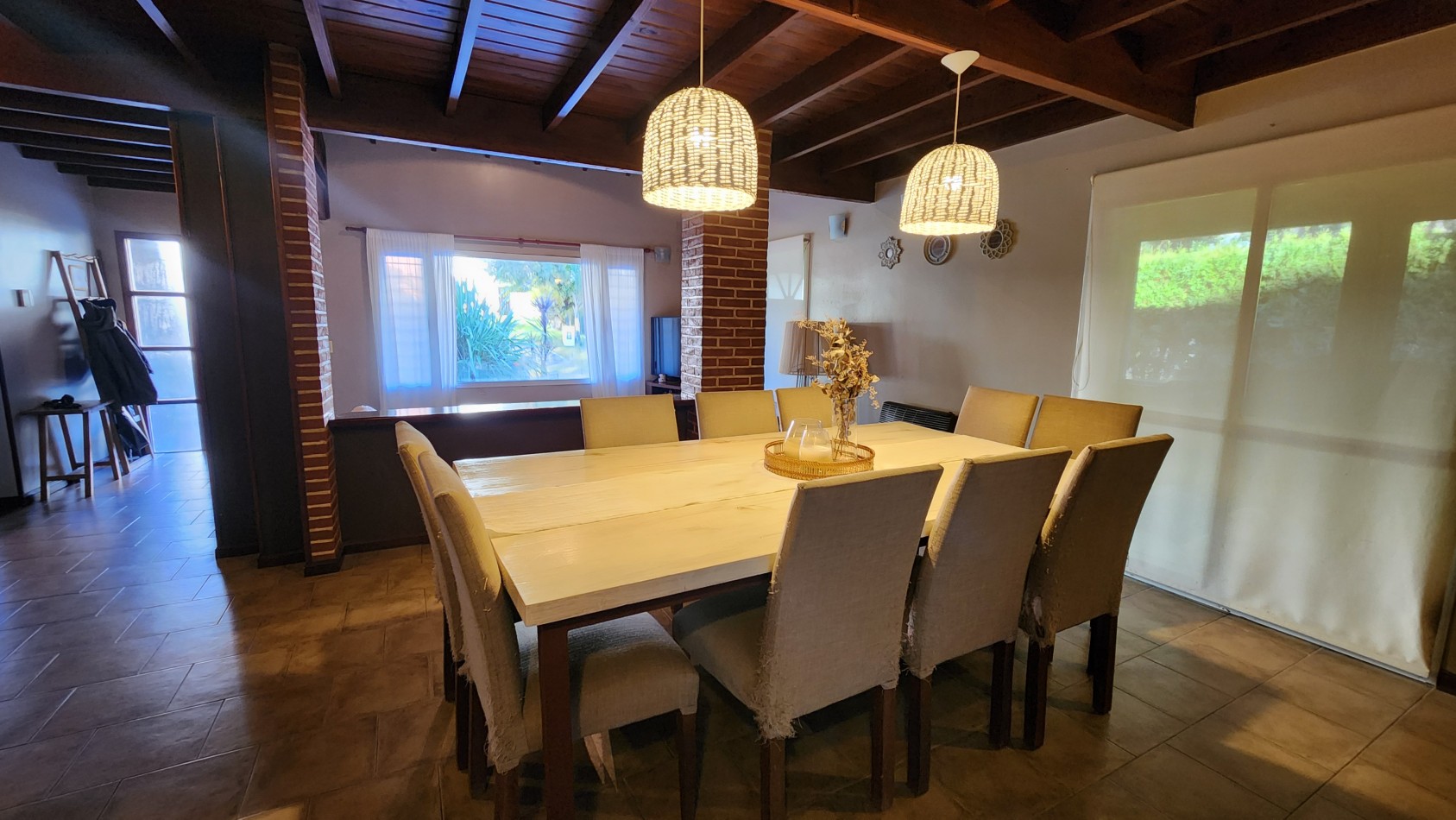Casa en Venta Pinamar Zona B5 3 Dormitorios + Playroom Gas Natural Amplio jardin