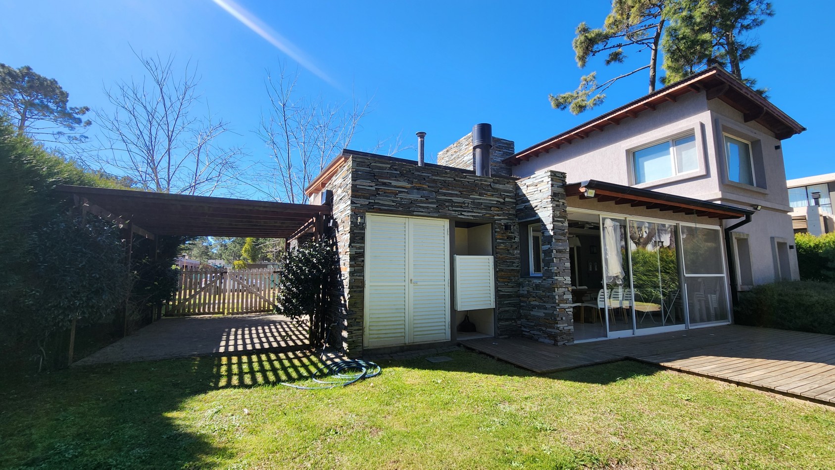 Casa minimalista de 4 dormitorios Pinamar