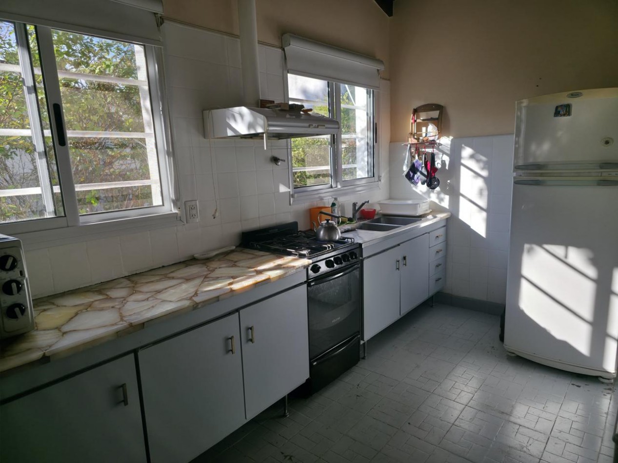 Venta casa en zona b5, Pinamar.