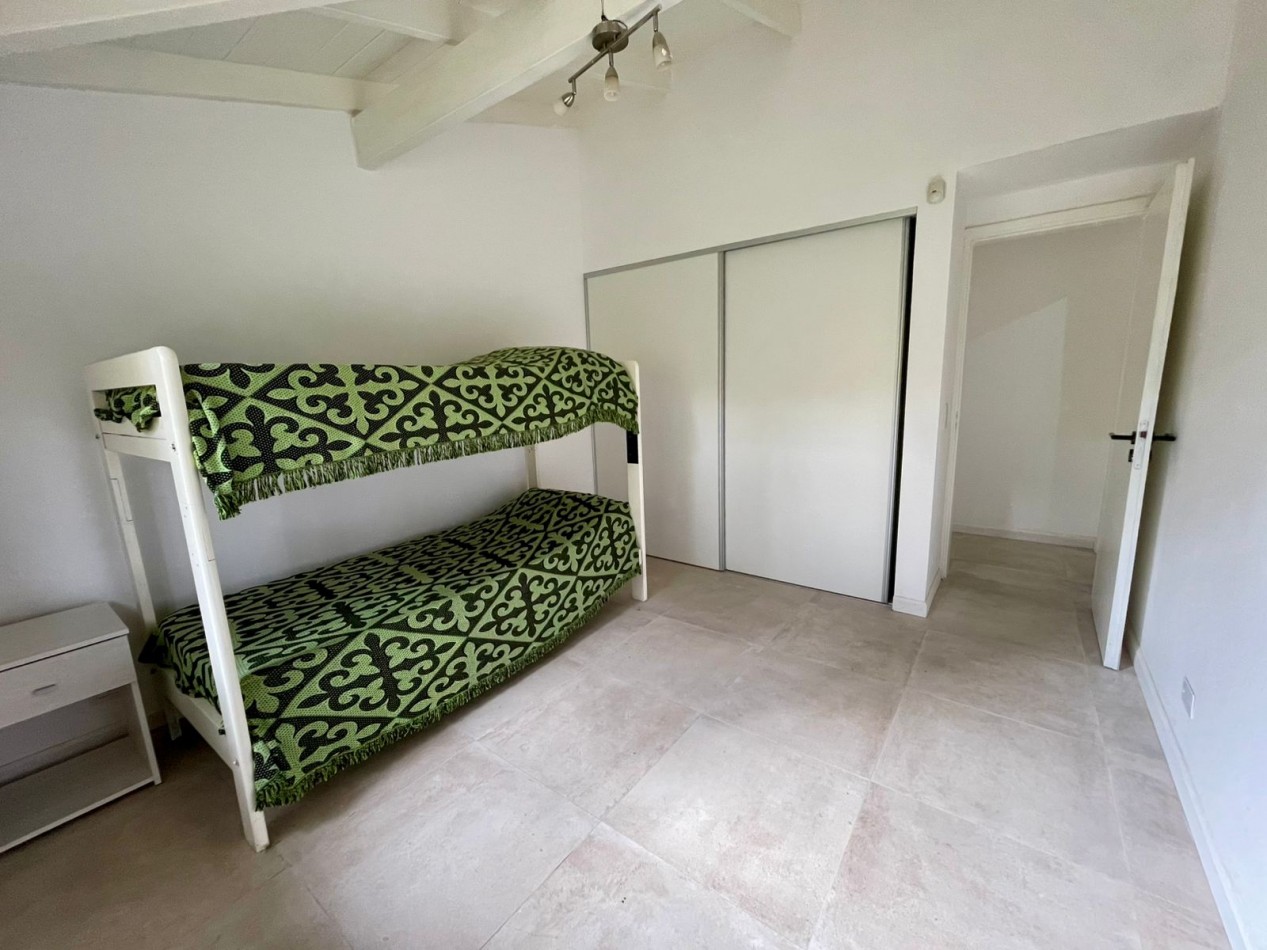 Casa en Venta A estrenar Pinamar Lasalle  4 ambientes + Galeria + Lavadero FINANCIA