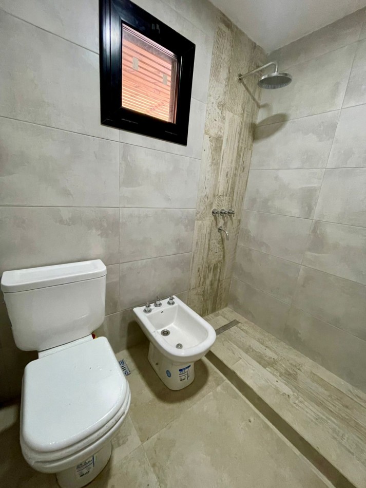 Casa en Venta A estrenar Pinamar Lasalle  4 ambientes + Galeria + Lavadero FINANCIA
