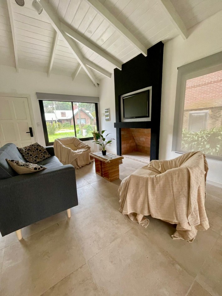 Casa en Venta A estrenar Pinamar Lasalle  4 ambientes + Galeria + Lavadero FINANCIA