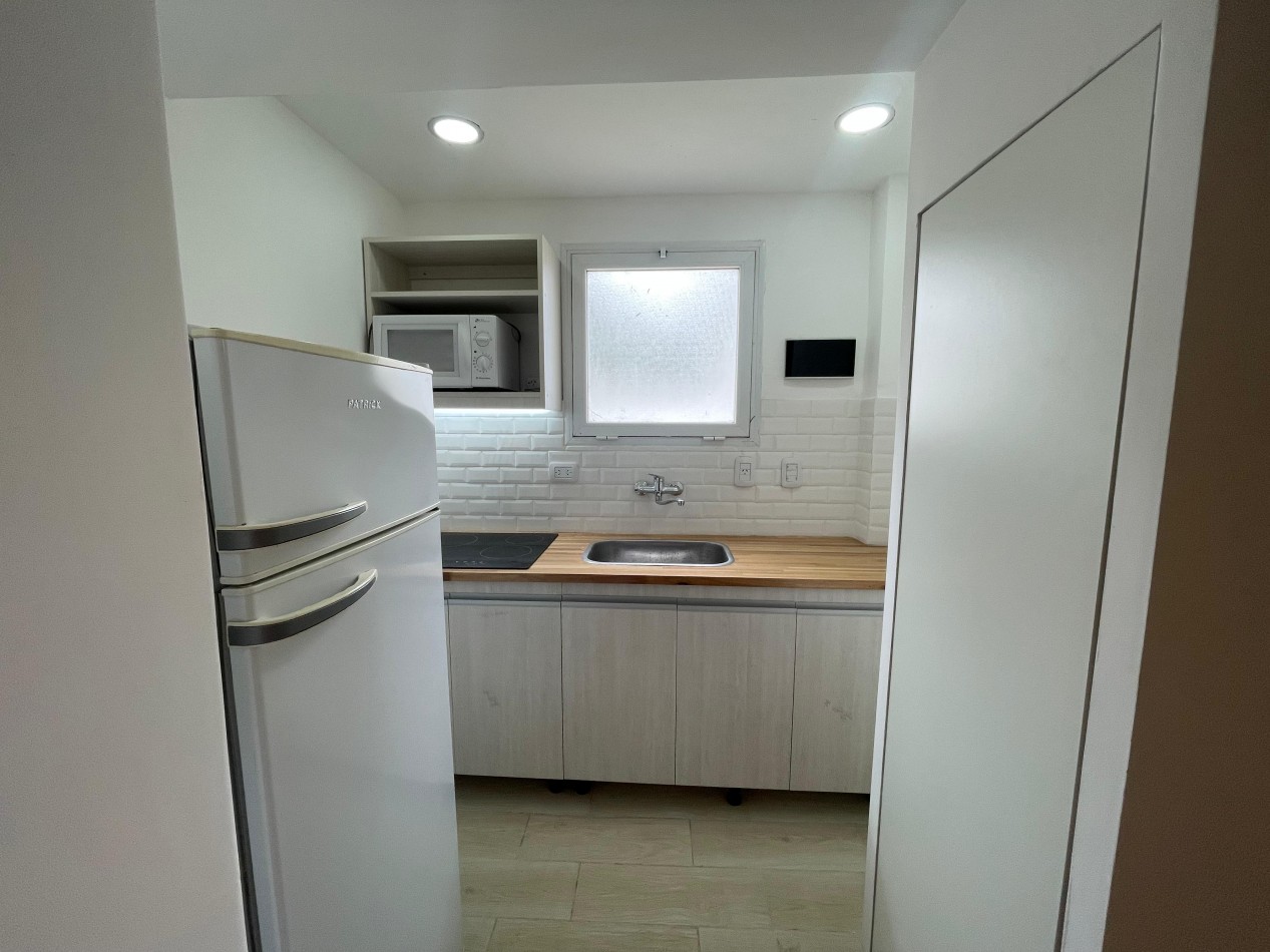 Departamento en Venta en Pinamar 3 Ambientes Zona centro Gas natural Remodelado. FINANCIA.