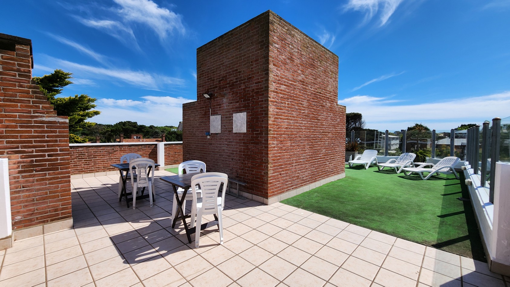 Complejo/Apart en venta Pinamar-Valeria del Mar 7 Unidades en Bloque Gas natural Losa radiante Piscina Estacionamiento