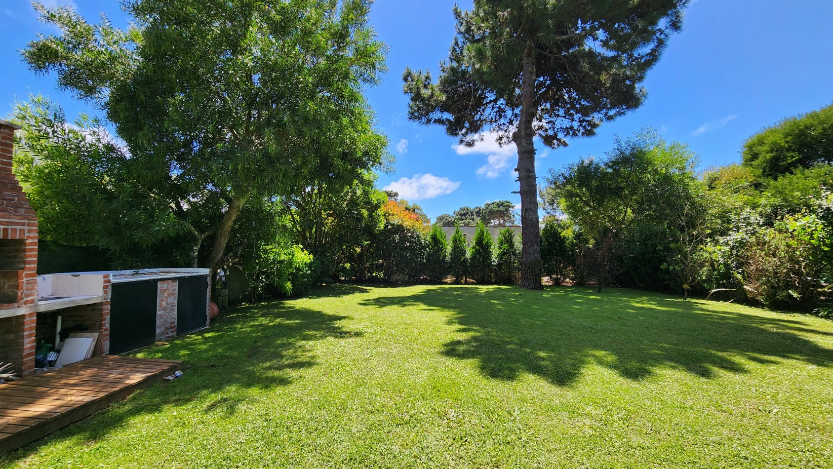 Casa en Venta Pinamar-Valeria del Mar 3 Ambientes Toilette + Baño Gas natural Radiadores Gran Parque