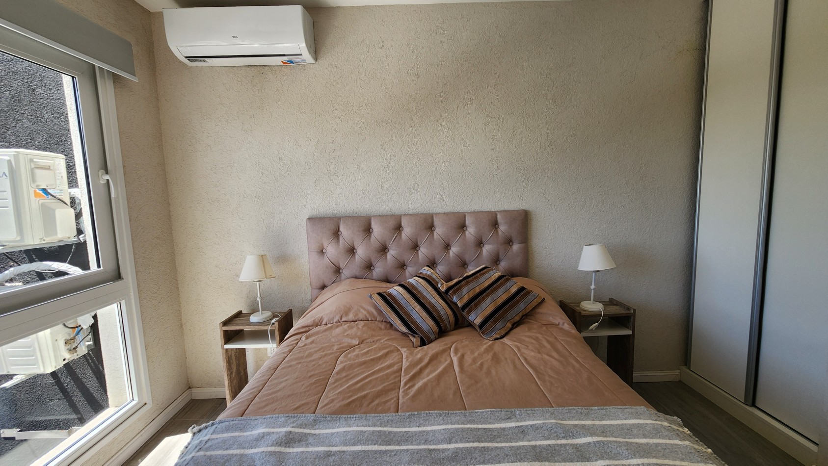 Departamento 2 ambientes nuevo Balcon y Terraza Zona Centro