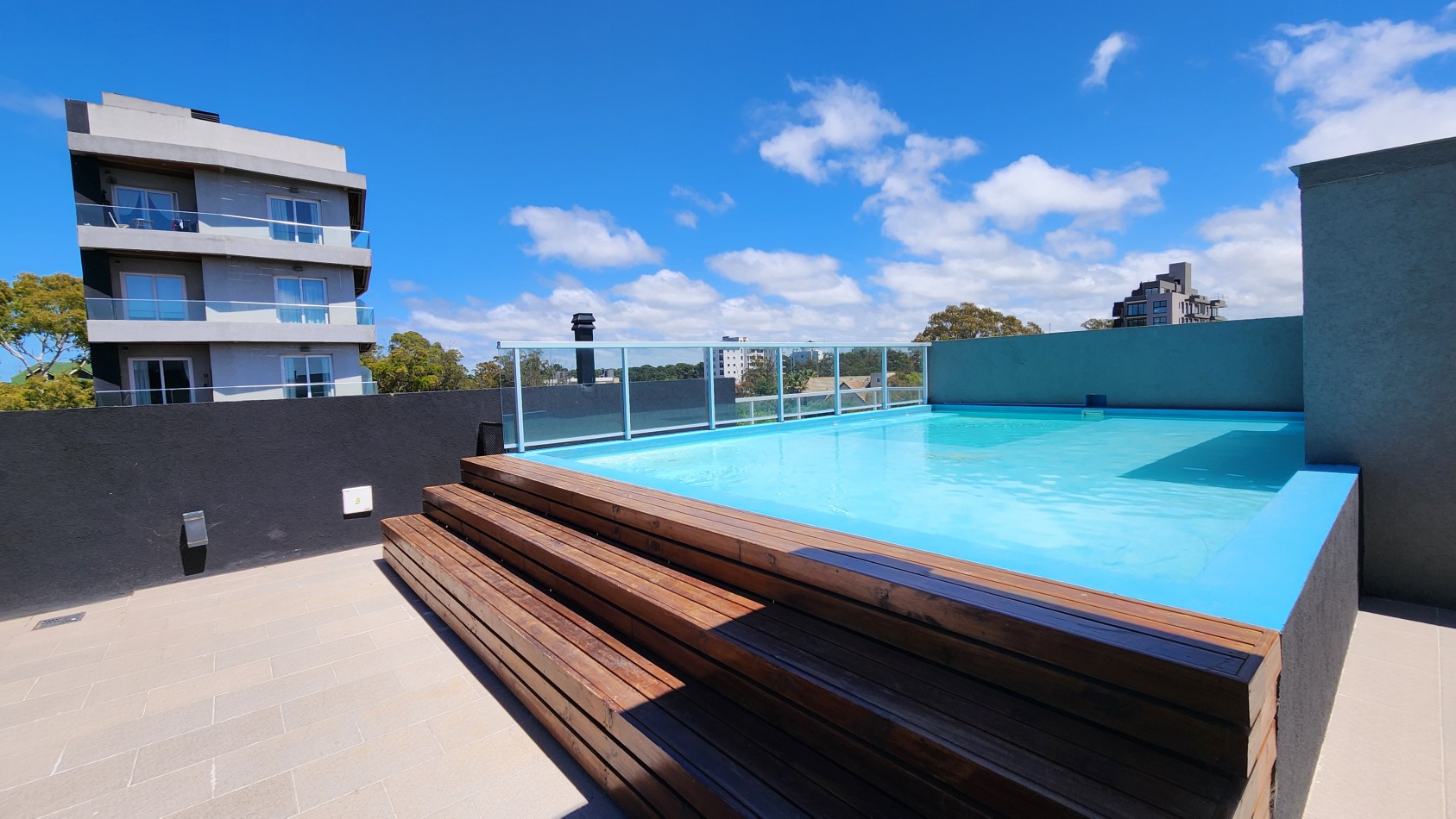 Departamento 2 ambientes nuevo Balcon y Terraza Zona Centro