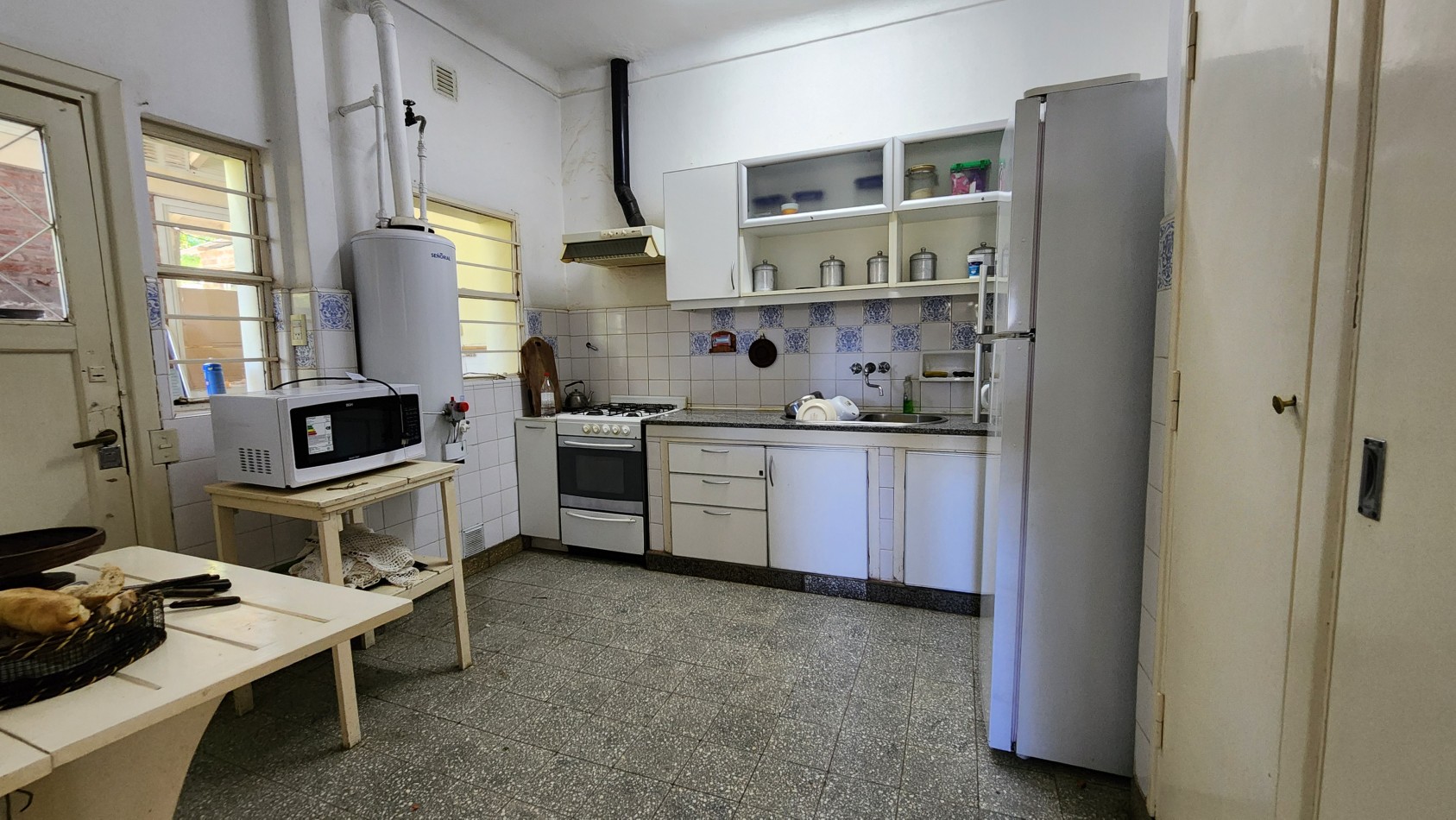 Casa en Venta Pinamar Zona Iglesia A 200 mts del Mar 4 Dormitorios Terraza Garage Jardin Garaje Gas natural