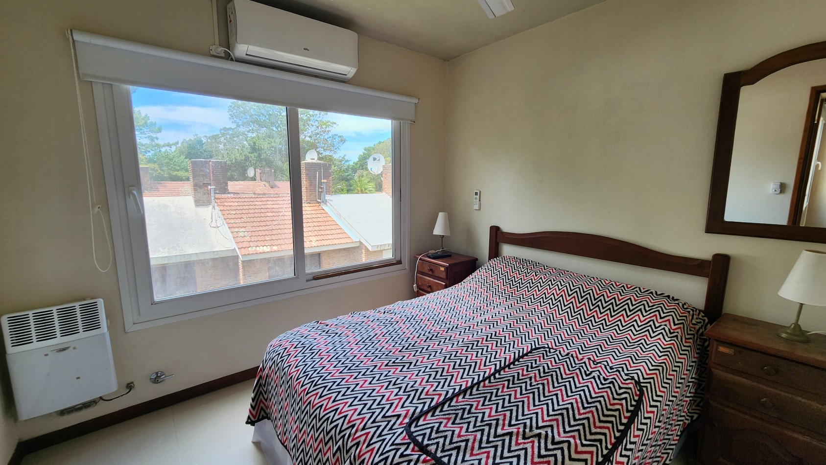 Impecable departamento de 3 ambientes.