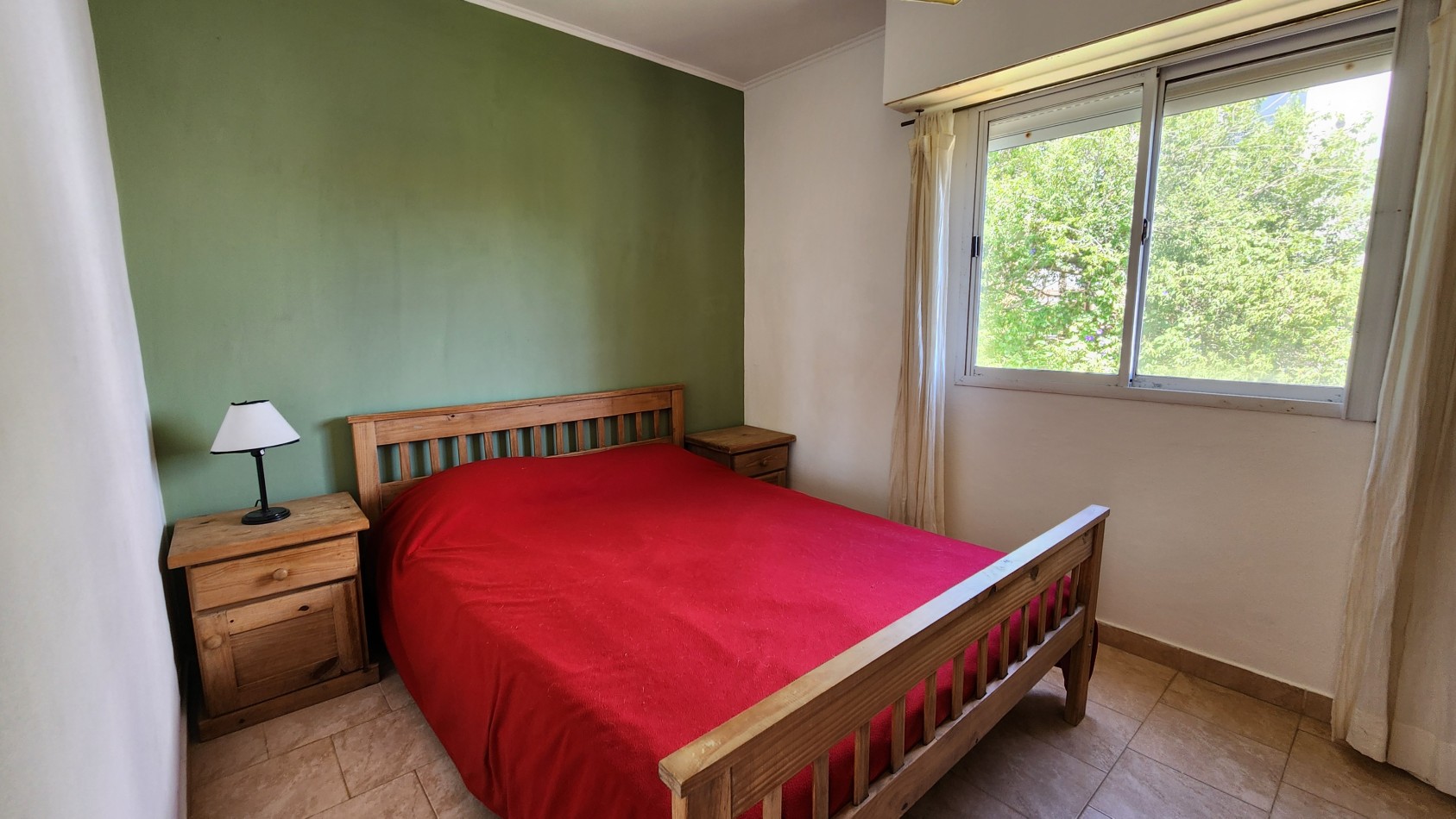 Departamentos y Duplex en Venta en Pinamar Mar de Ostende a 100 mts de la playa 4 Unidades Gas natural