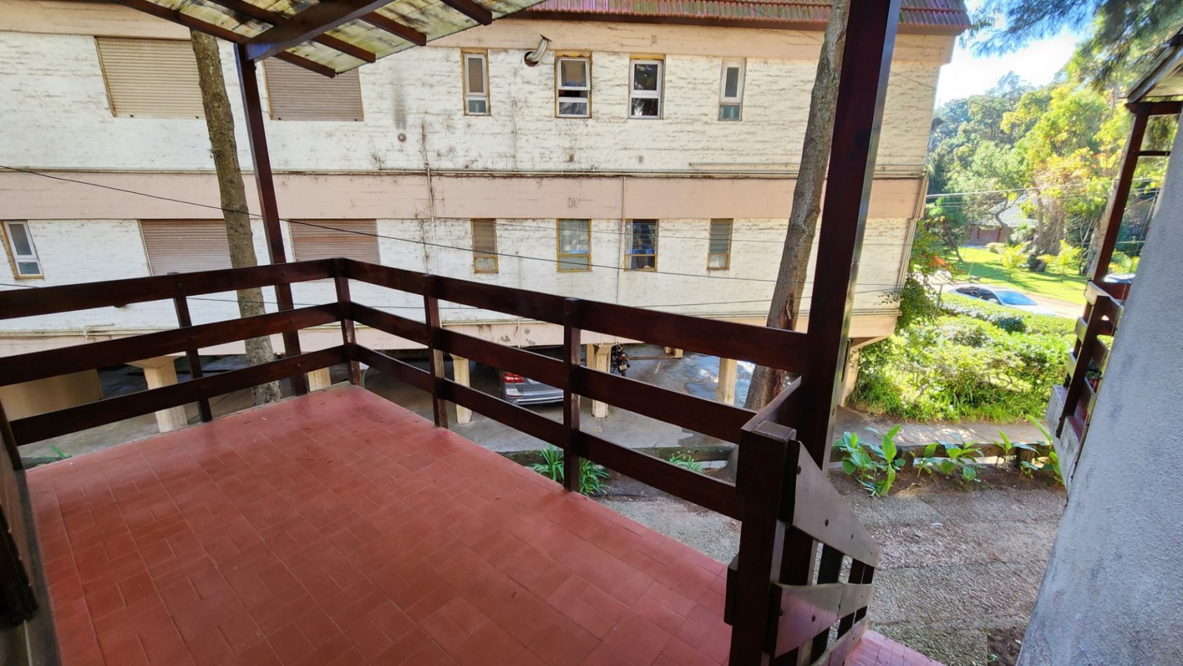 Duplex en Venta Pinamar 3 Ambientes + Garaje + Jardin propio Gas natural 110 m2 