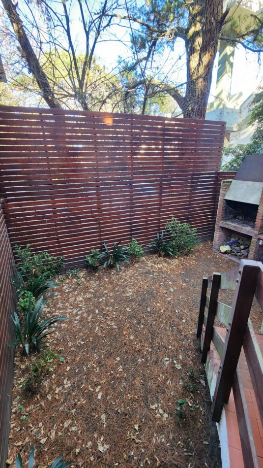 Duplex en Venta Pinamar 3 Ambientes + Garaje + Jardin propio Gas natural 110 m2 