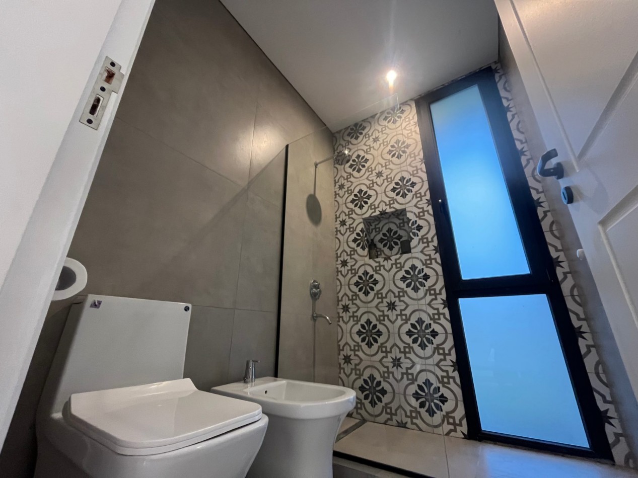 Casa Venta Pinamar Alamos 4 Dormitorios Gas Natural 3 Baños A Estrenar
