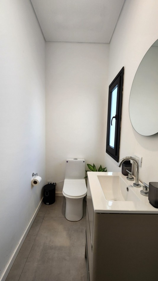 Casa Venta Pinamar Alamos 4 Dormitorios Gas Natural 3 Baños A Estrenar