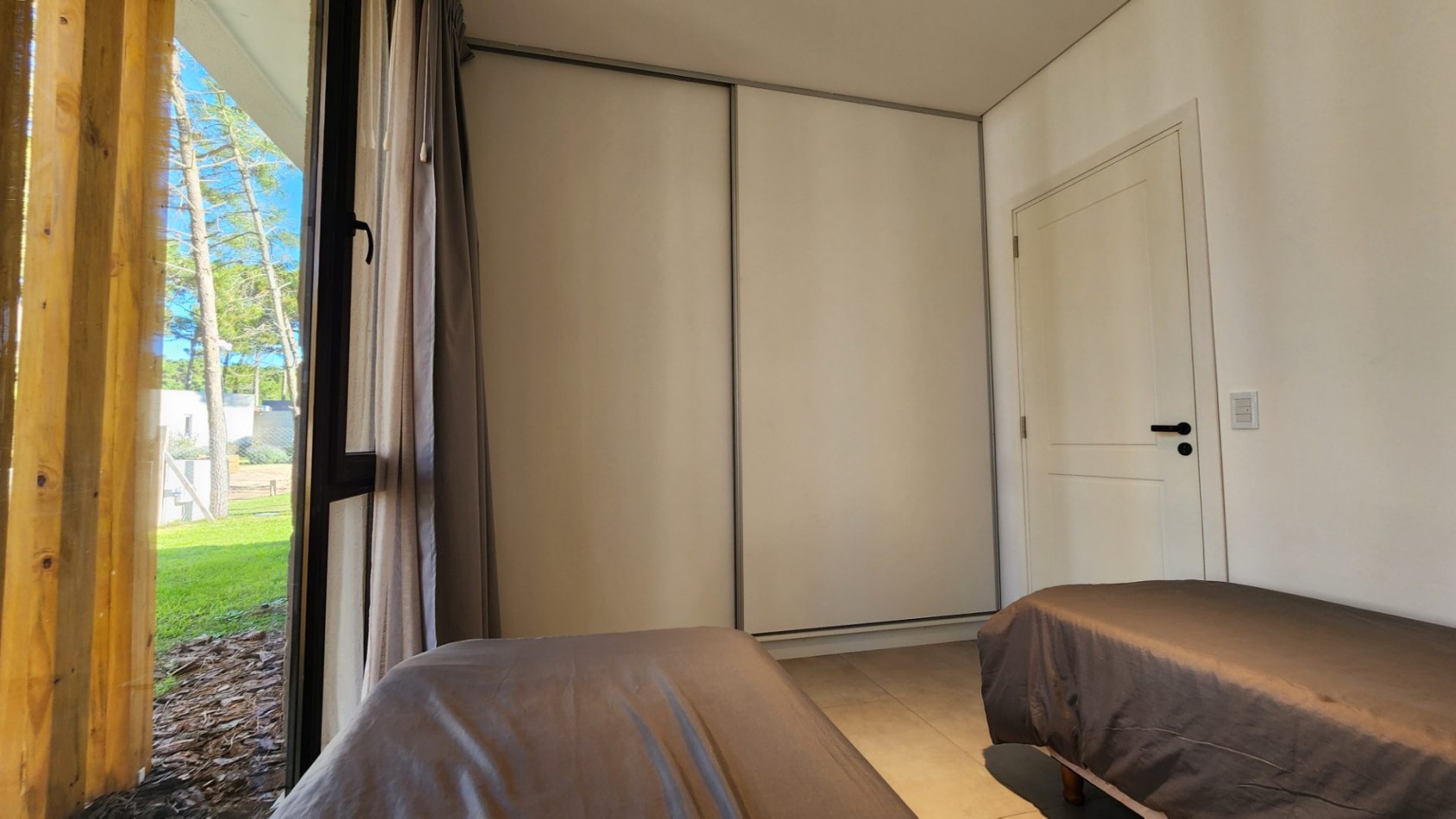Casa Venta Pinamar Alamos 4 Dormitorios Gas Natural 3 Baños A Estrenar