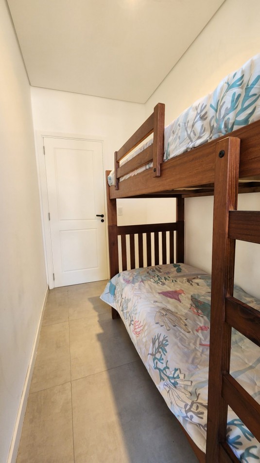 Casa Venta Pinamar Alamos 4 Dormitorios Gas Natural 3 Baños A Estrenar