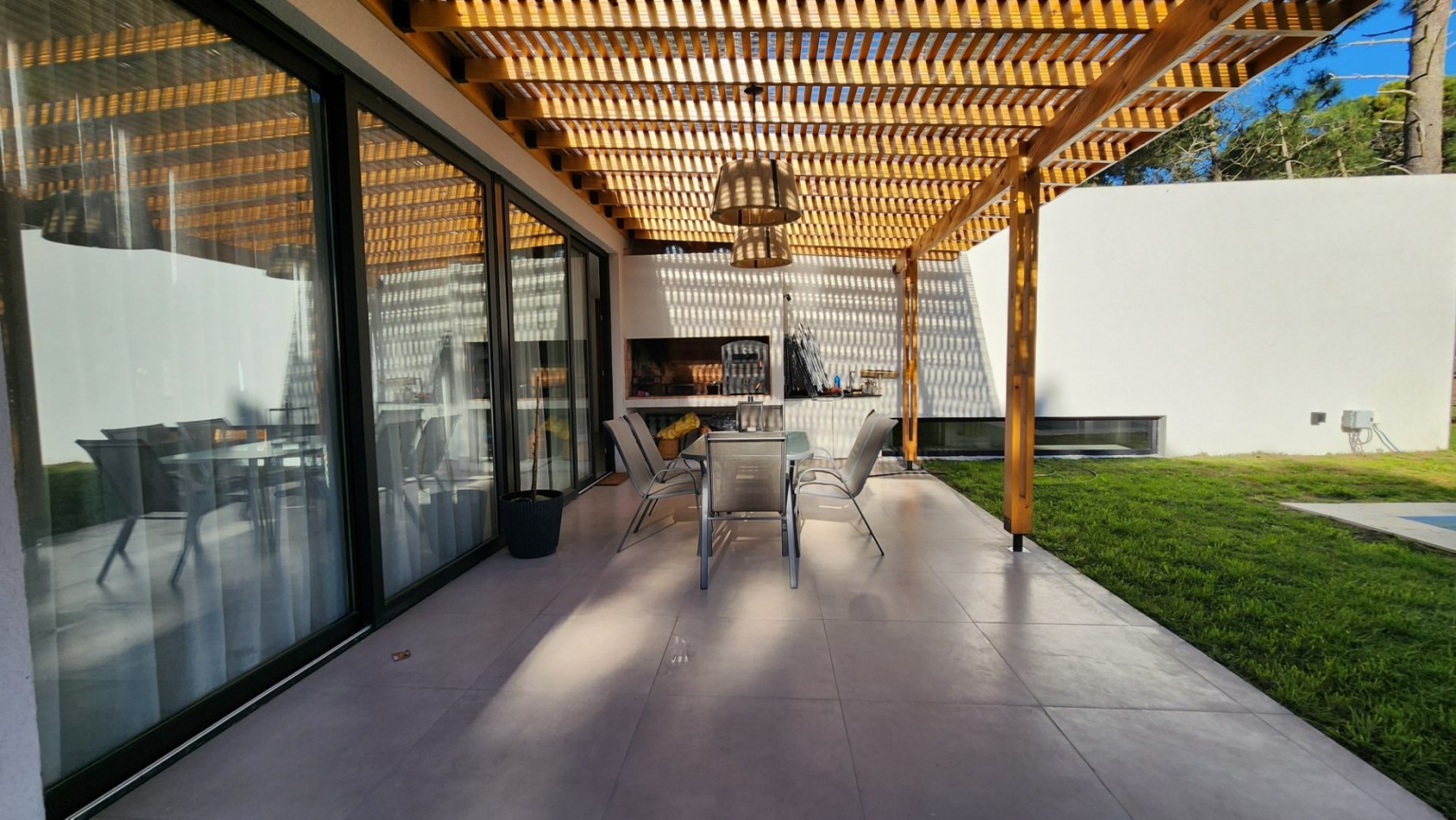 Casa Venta Pinamar Alamos 4 Dormitorios Gas Natural 3 Baños A Estrenar