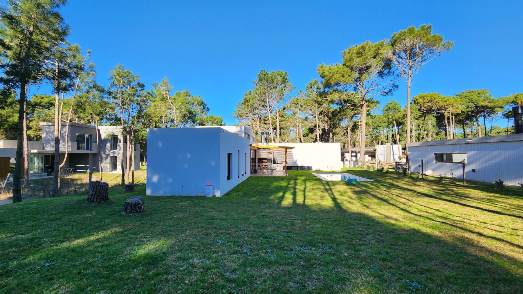 Casa Venta Pinamar Alamos 4 Dormitorios Gas Natural 3 Baños A Estrenar
