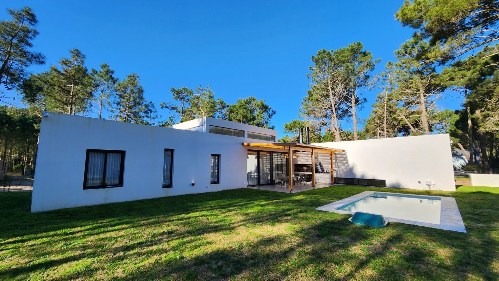 Casa Venta Pinamar Alamos 4 Dormitorios Gas Natural 3 Baños A Estrenar
