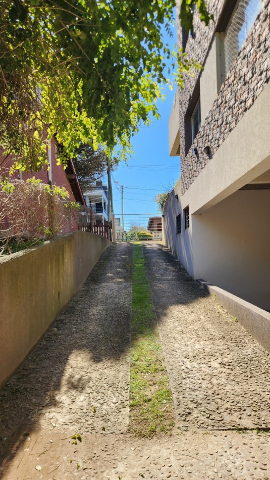 Departamento venta 3 ambientes Valeria del mar 50 mts playa + gas natural + cochera 