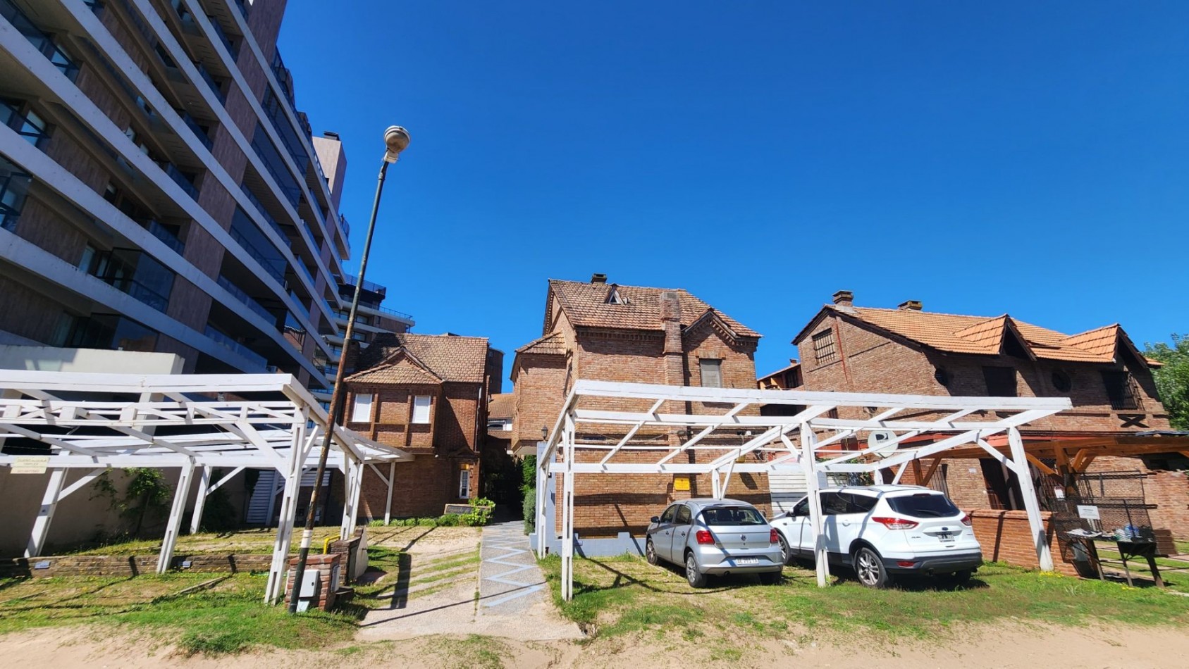Duplex Triplex en Venta Pinamar Centro-Playa 3 Dormitorios Gas natural