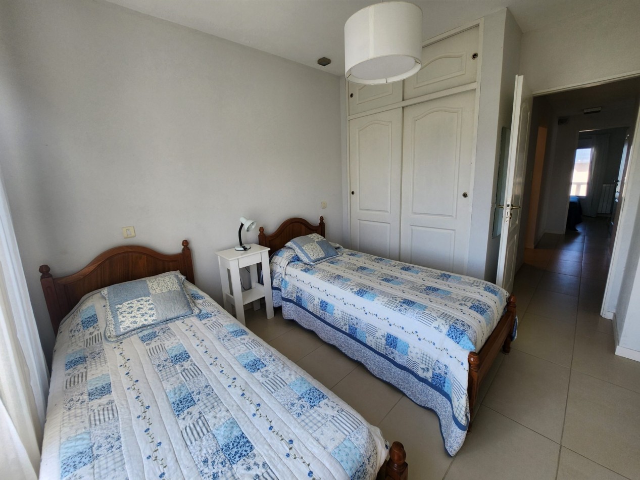 Departamento en Venta Mar de Ostende Pinamar 3 Ambientes Frente al mar Gas natural Cochera
