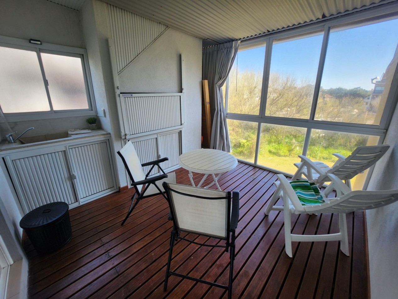 Departamento en Venta Mar de Ostende Pinamar 3 Ambientes Frente al mar Gas natural Cochera