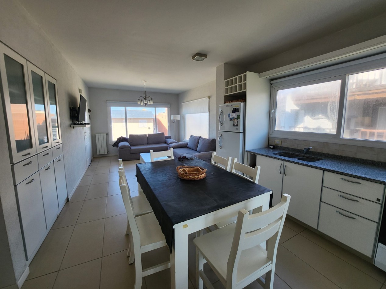Departamento en Venta Mar de Ostende Pinamar 3 Ambientes Frente al mar Gas natural Cochera