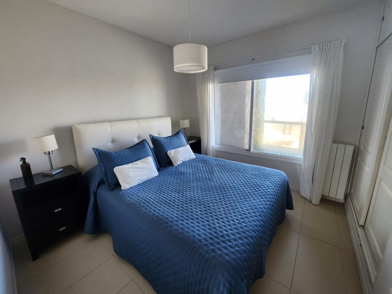 Departamento en Venta Mar de Ostende Pinamar 3 Ambientes Frente al mar Gas natural Cochera