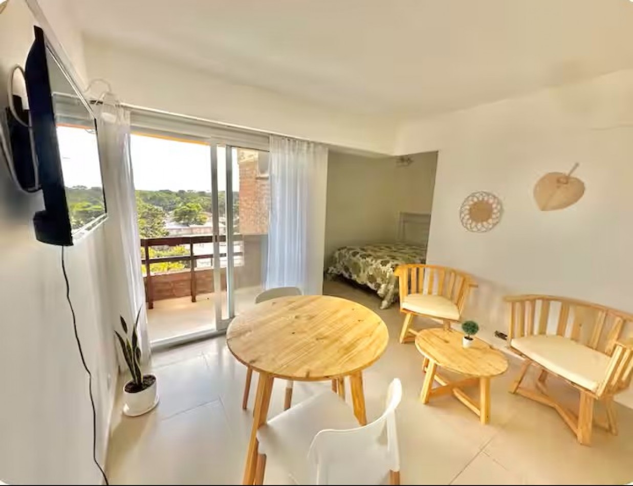 Venta Monoambiente con balcon Pinamar 