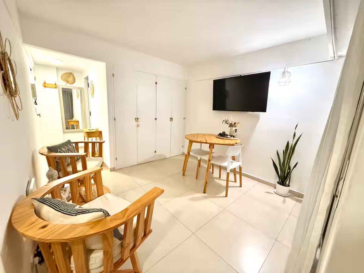 Venta Monoambiente con balcon Pinamar 