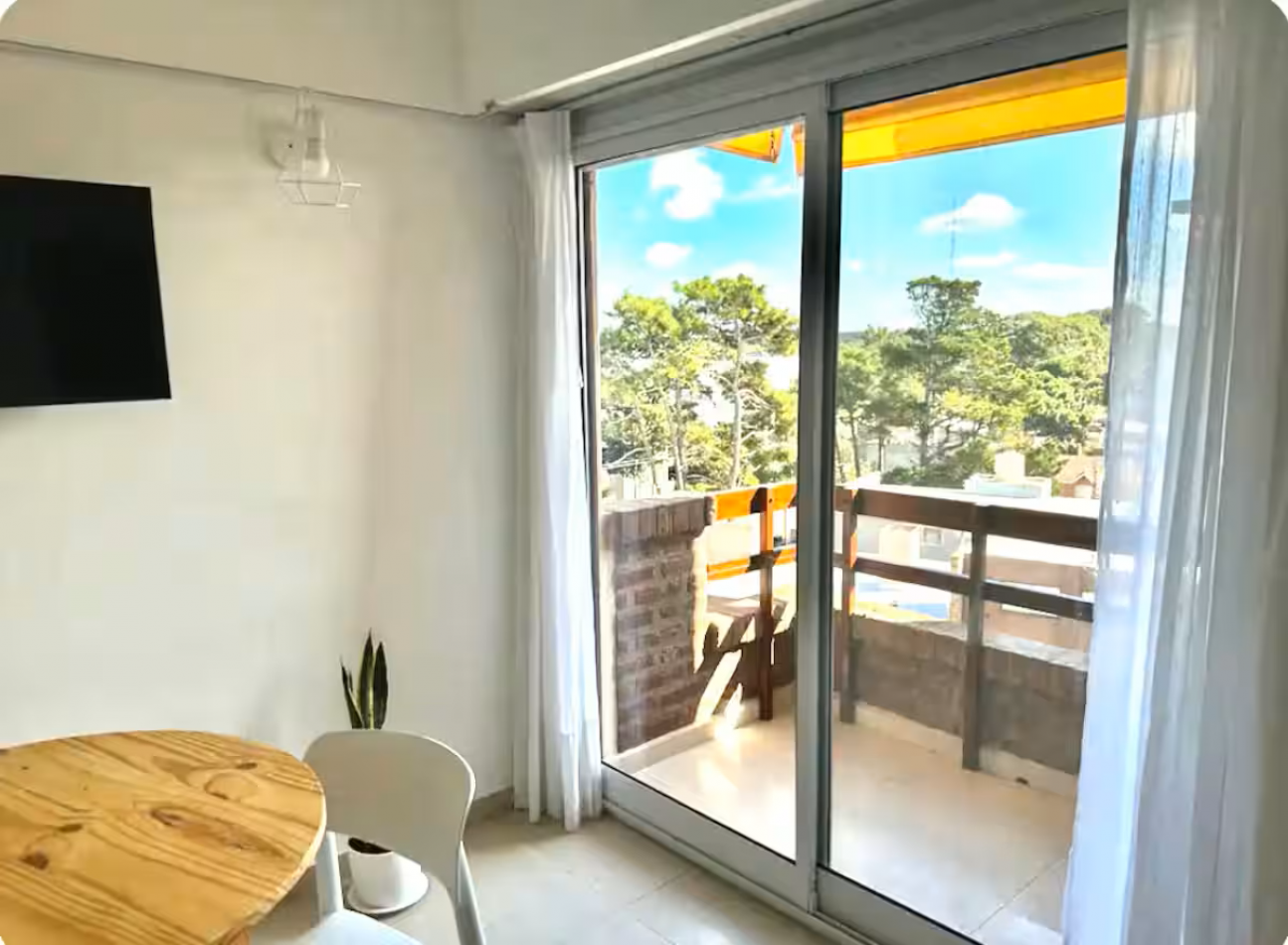 Venta Monoambiente con balcon Pinamar 