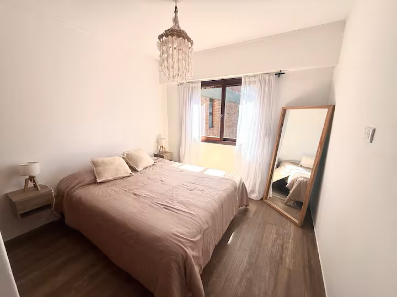 Venta Departamento 2 ambientes con cochera remodelado Pinamar 