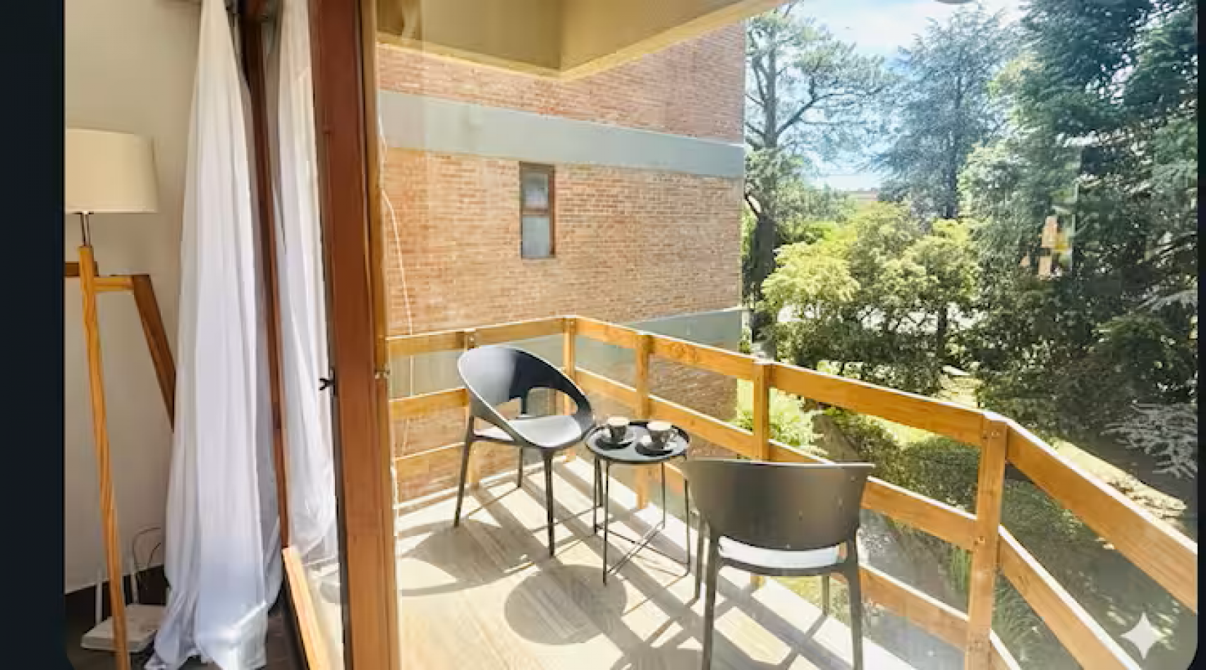 Venta Departamento 2 ambientes con cochera remodelado Pinamar 
