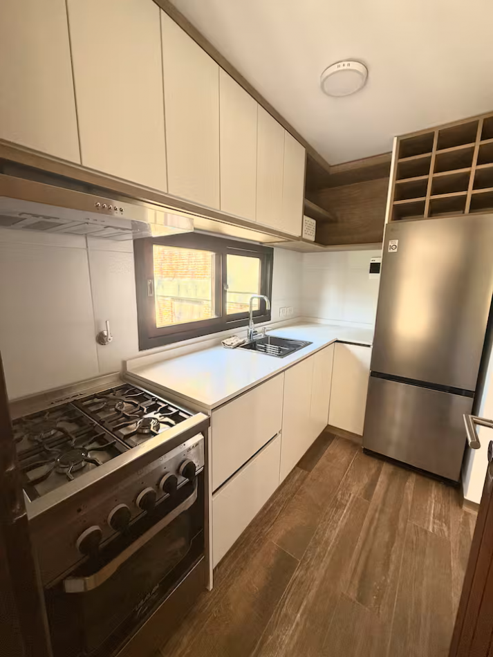 Venta Departamento 2 ambientes con cochera remodelado Pinamar 