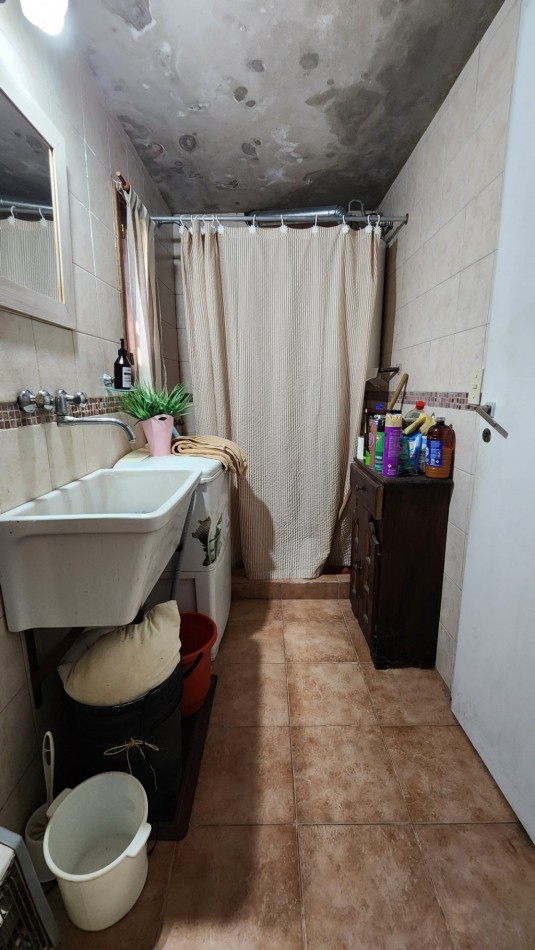 Casa en Venta Pinamar-Ostende 5 Ambientes 2 Dormitorios 2 Baños Gas natural Quincho cerrado Amplio Jardin
