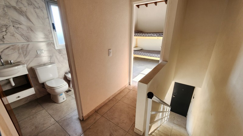Venta Departamento 3 ambientes + 2 baños - Gas Natural - Terraza con Parrilla y Cochera