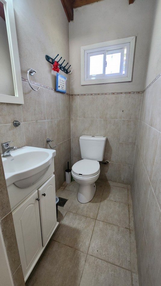 Casa en Venta Pinamar-Valeria del Mar 3 Ambientes Toilette + Baño Gas natural Radiadores Gran Parque