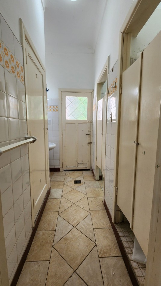 Casa en Venta Pinamar Zona Iglesia A 200 mts del Mar 4 Dormitorios Terraza Garage Jardin Garaje Gas natural