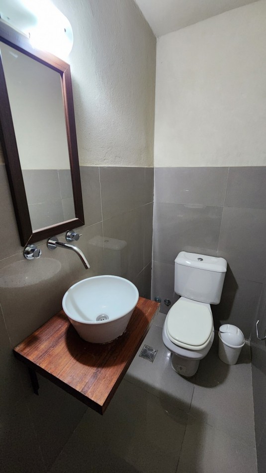 Impecable departamento de 3 ambientes.