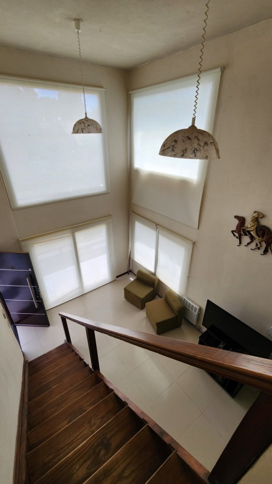 Impecable departamento de 3 ambientes.