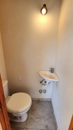 Venta Departamento 3 ambientes + 2 baños - Gas Natural - Terraza con Parrilla y Cochera