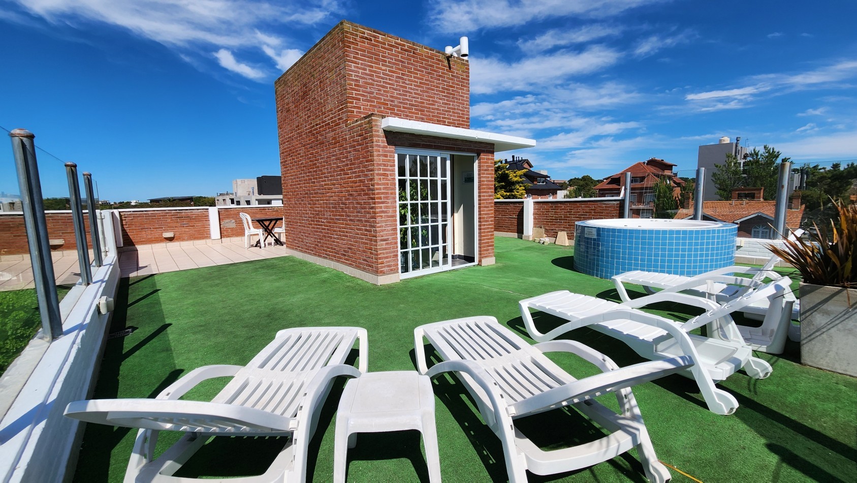 Complejo/Apart en venta Pinamar-Valeria del Mar 7 Unidades en Bloque Gas natural Losa radiante Piscina Estacionamiento