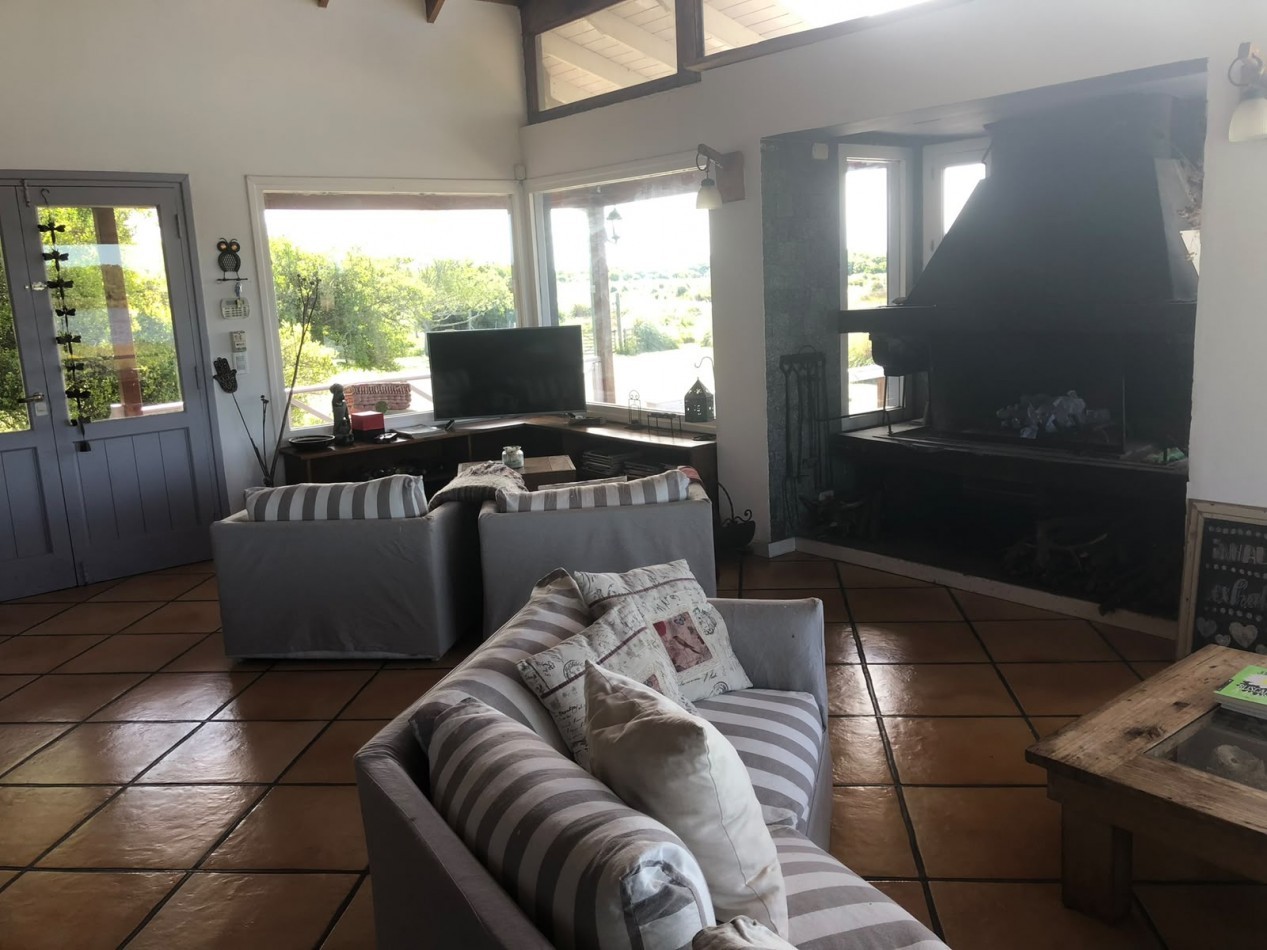 Casa en Venta Laguna del Rosario Madariaga-Pinamar 10.000 m2 5 Ambientes Vista a laguna