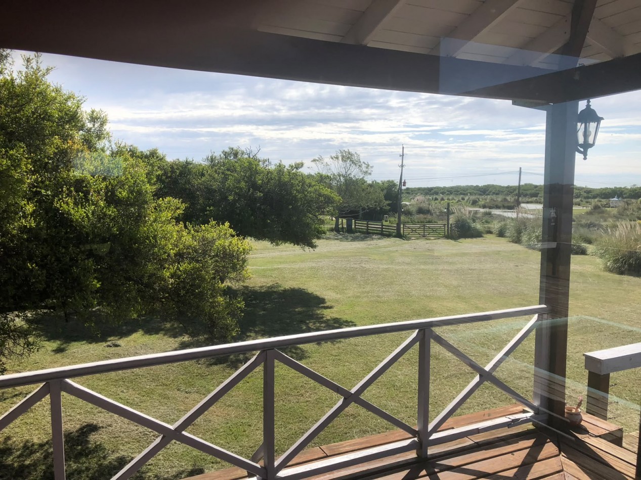 Casa en Venta Laguna del Rosario Madariaga-Pinamar 10.000 m2 5 Ambientes Vista a laguna