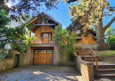 Residencia de estilo tradicional en Valeria del Mar