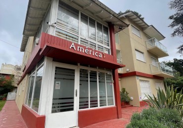 Departamento en Venta en Pinamar 3 Ambientes Zona centro Gas natural Remodelado. FINANCIA.